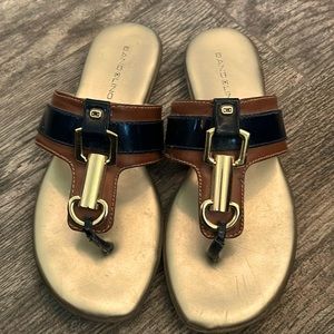 Bandolino - blue with tan sandals- size 6 1/2